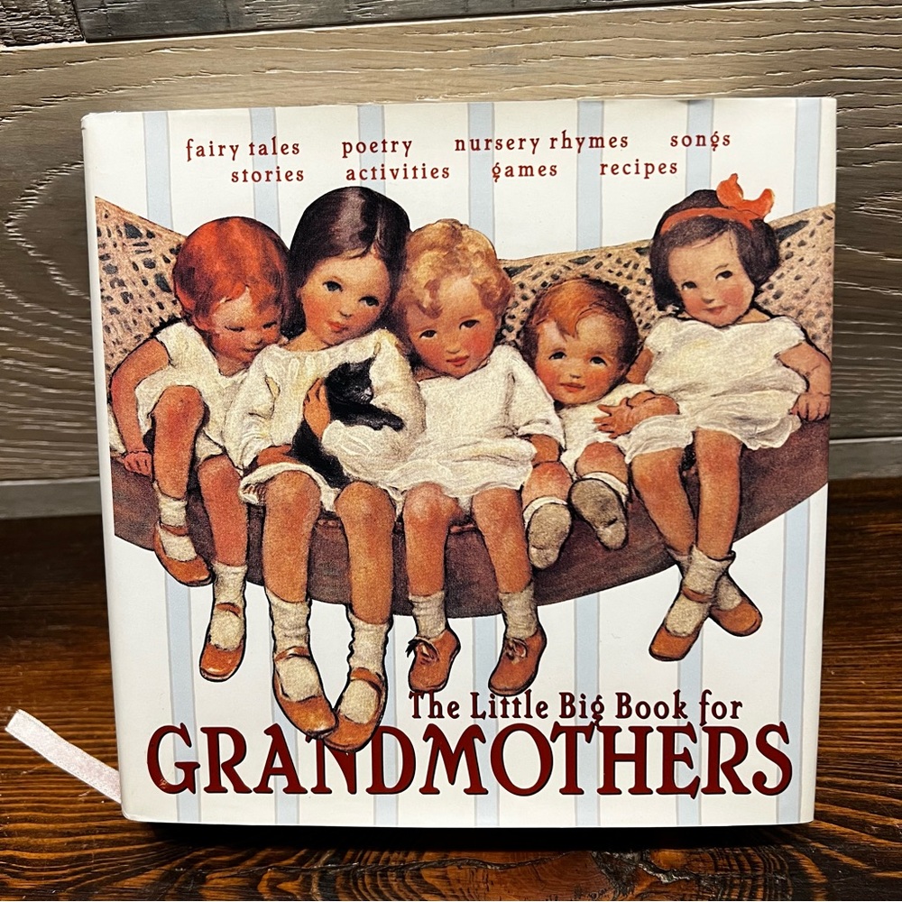 The Little‎ Big Book for Grandmothers Hardback Alice Wong 352 Pages